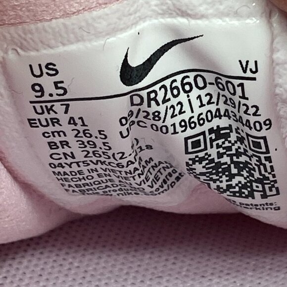 Nike Air Zoom Invincible Run 3 **LEFT SHOE** Women Size 9.5 Pink Foam DR2660-601 - Picture 5 of 5